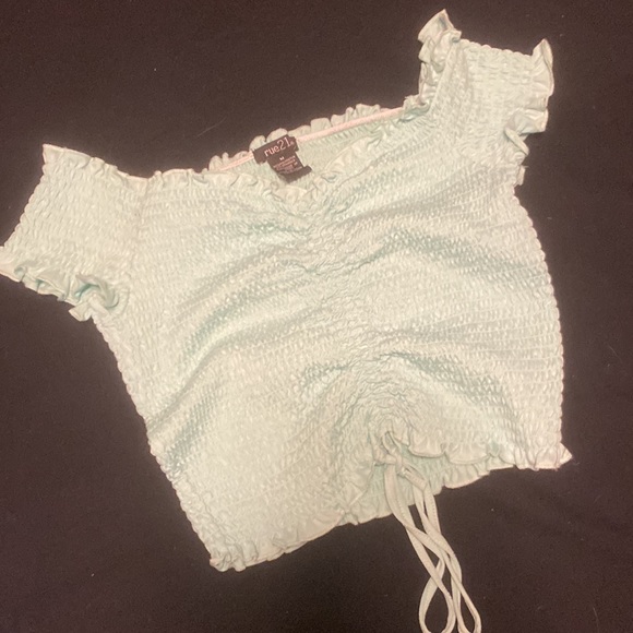 Rue crop top - Picture 2 of 3